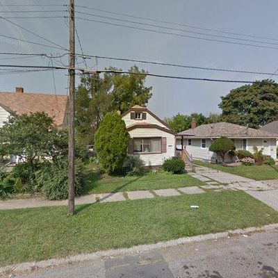 1210 Clancy Ave, Flint, MI 48503