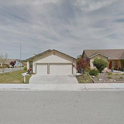 1450 King Cir, Hollister, CA 95023