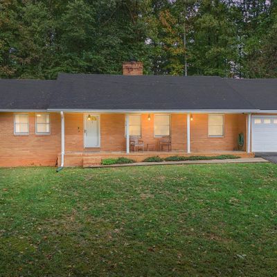 147 Gilliam Ln, Johnson City, TN 37615