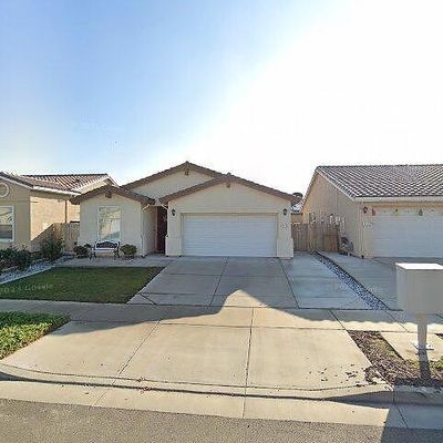 1470 Dynes St, Merced, CA 95348