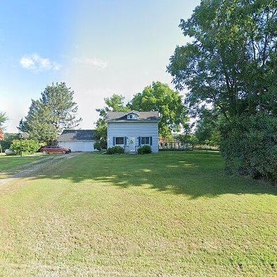 1495 E Beard Rd, Perry, MI 48872