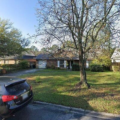 15 English Saddle Ct, Savannah, GA 31406