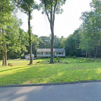 15 Highland Rd, Oxford, CT 06478