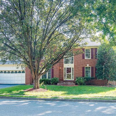 1507 Summerset Pl, Herndon, VA 20170