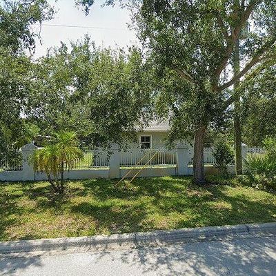 1515 Schoolhouse St, Merritt Island, FL 32952