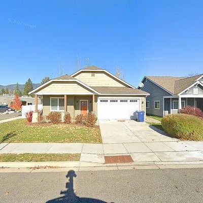 1522 Autumn Ln, Sandpoint, ID 83864