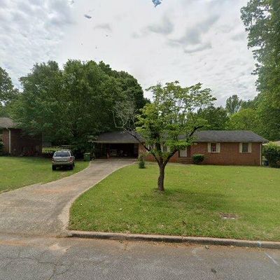 1530 Ridgewood Dr, Griffin, GA 30223