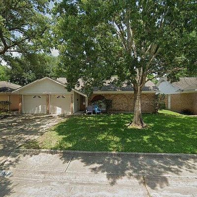 15326 E Hutchinson Cir, Houston, TX 77071