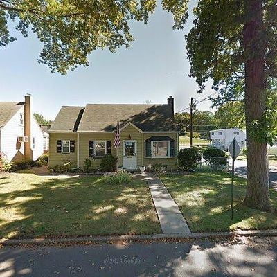 1537 Lambert St, Rahway, NJ 07065