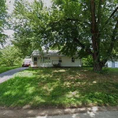 15417 N Von Achen Dr, Chillicothe, IL 61523