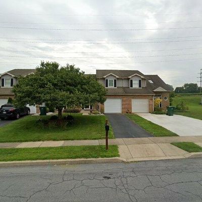 1334 Howard Ln, Easton, PA 18045