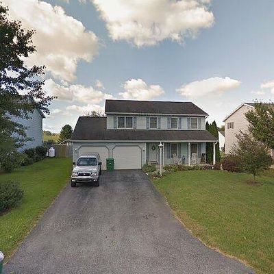 1349 4 Th Ave, Chambersburg, PA 17202