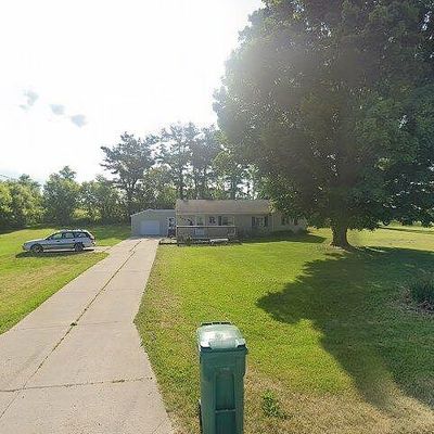 13495 North Ave, Bellevue, MI 49021