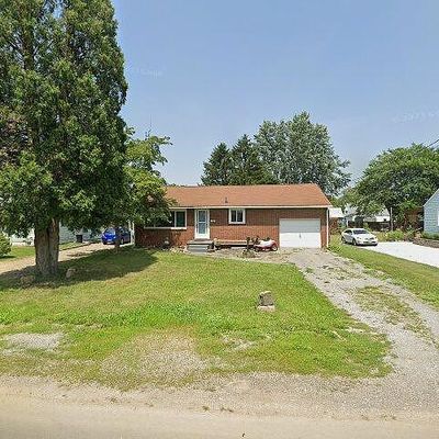 137 33 Rd St Se, Canton, OH 44707