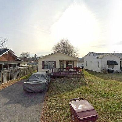 1402 E Holston Ave, Johnson City, TN 37601