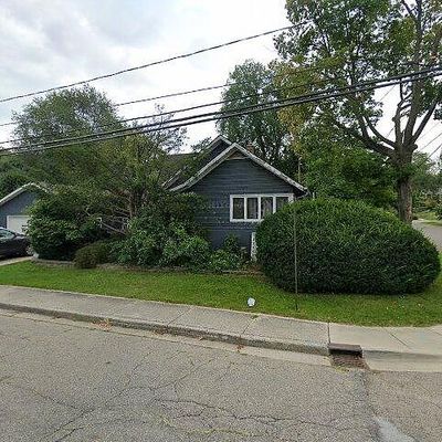 1404 Palmer Ave, Kalamazoo, MI 49001