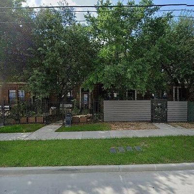 1414 Emancipation Ave, Houston, TX 77003