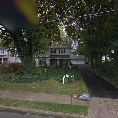 1707 Sycamore Ave, Hatboro, PA 19040