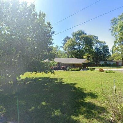 1716 Eastwood Dr, Waynesboro, MS 39367