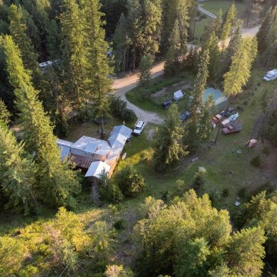 1759 Perkins Lake Rd, Moyie Springs, ID 83845