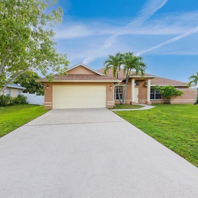 1781 Sw Finch Ln, Port Saint Lucie, FL 34953