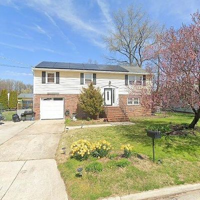 18 Sanford Rd, Pennsville, NJ 08070