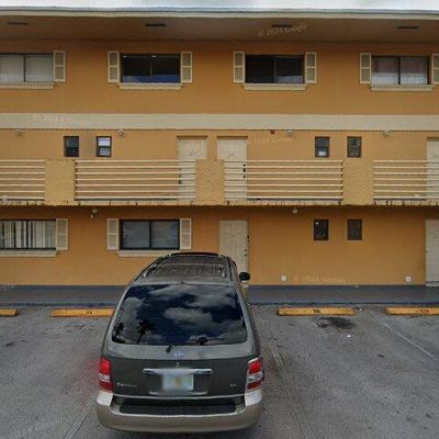 180 Royal Palm Rd #216, Hialeah, FL 33016