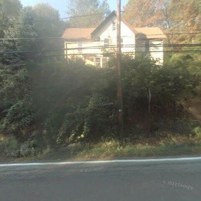 1860 Elm Pl, Honesdale, PA 18431