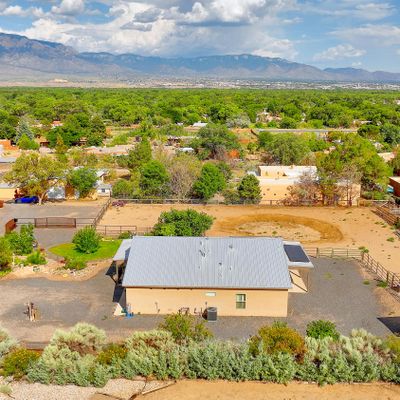 187 Ashley Ln, Corrales, NM 87048