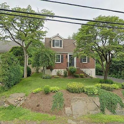 16 Weaver St, Greenwich, CT 06831