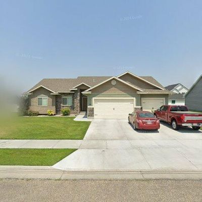 160 Calistoga Dr, Idaho Falls, ID 83404