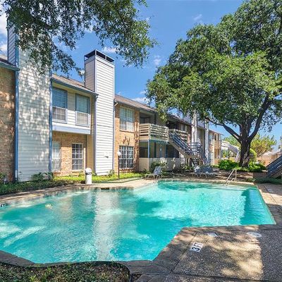 1605 Marsh Lane, Carrollton, TX 75006