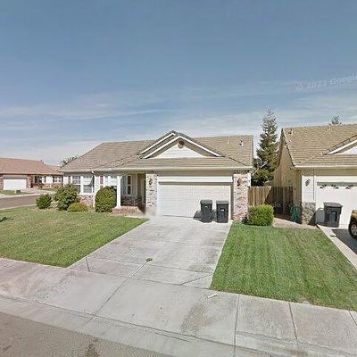 1610 Sapphire Dr, Livingston, CA 95334