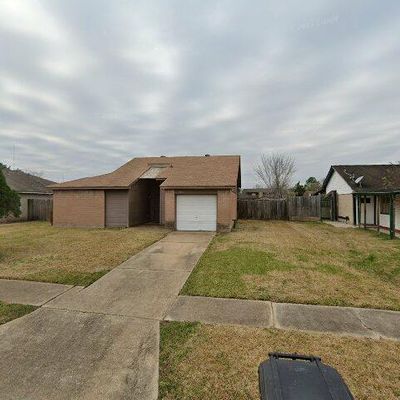 16146 Corsair Rd, Houston, TX 77053