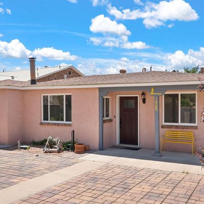 1625 Vassar Dr Se, Albuquerque, NM 87106