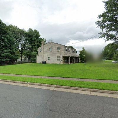 1630 Fawn Ln, Huntingdon Valley, PA 19006