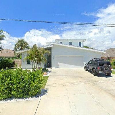 2022 N Peninsula Ave, New Smyrna Beach, FL 32169