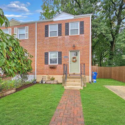 2028 Arlington Ter, Alexandria, VA 22303