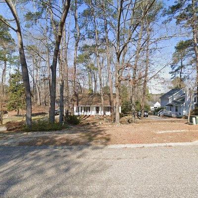 203 Maple Dr, Erwin, NC 28339