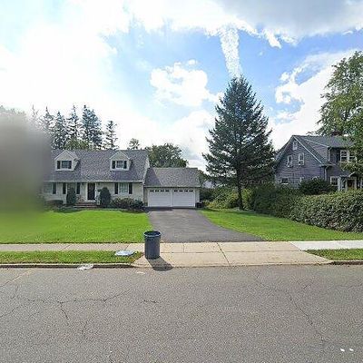 21 Franklin Ave, Midland Park, NJ 07432