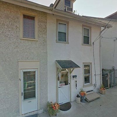 21 Hall St, Phoenixville, PA 19460