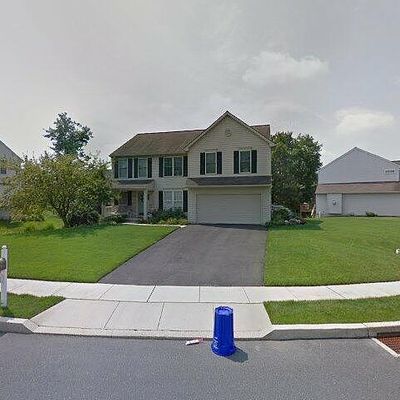 21 Logans Run, Enola, PA 17025