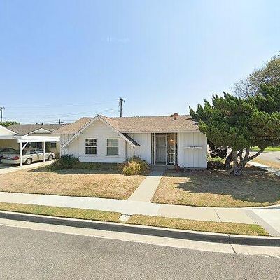 21118 Hawaiian Ave, Lakewood, CA 90715