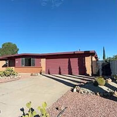 2117 Santa Teresa Dr, Sierra Vista, AZ 85635