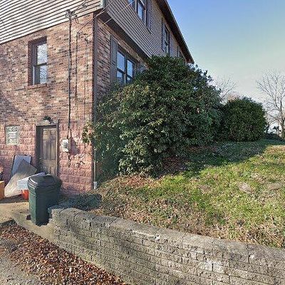 212 E James St, Homestead, PA 15120