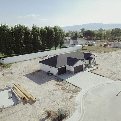 212 E Rock Creek Cir, Gunnison, UT 84634