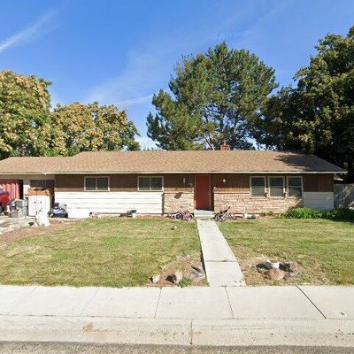 212 Walnut St, Caldwell, ID 83605