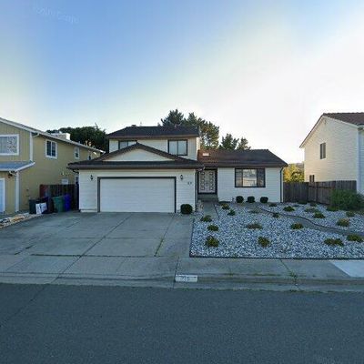 216 Elderberry Ct, Hercules, CA 94547