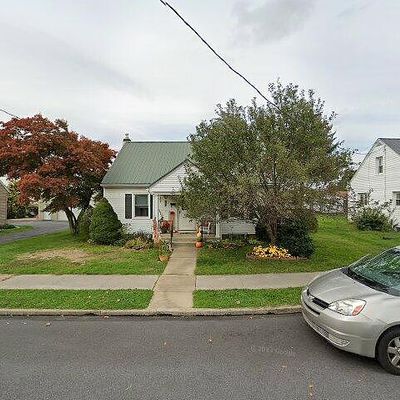 217 W Walnut St, Palmyra, PA 17078