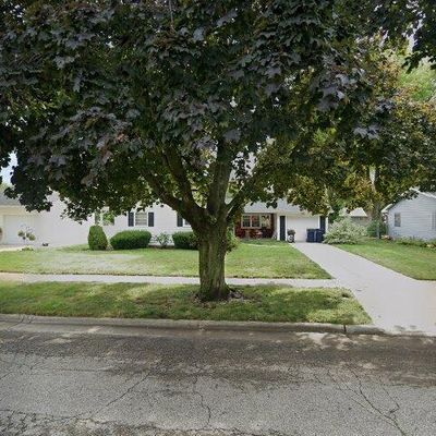 219 Roosevelt Ave, Janesville, WI 53546